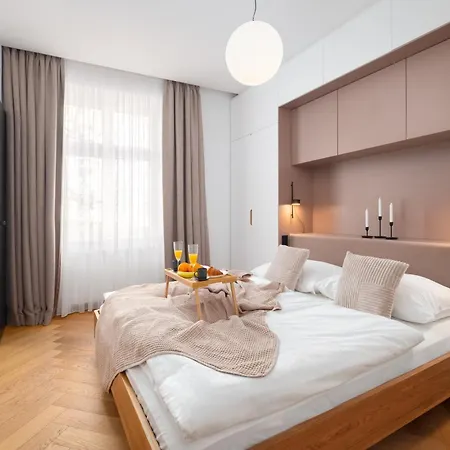 Prague Days - Modern Apartment With Workspace - Quiet Area Exterior photo